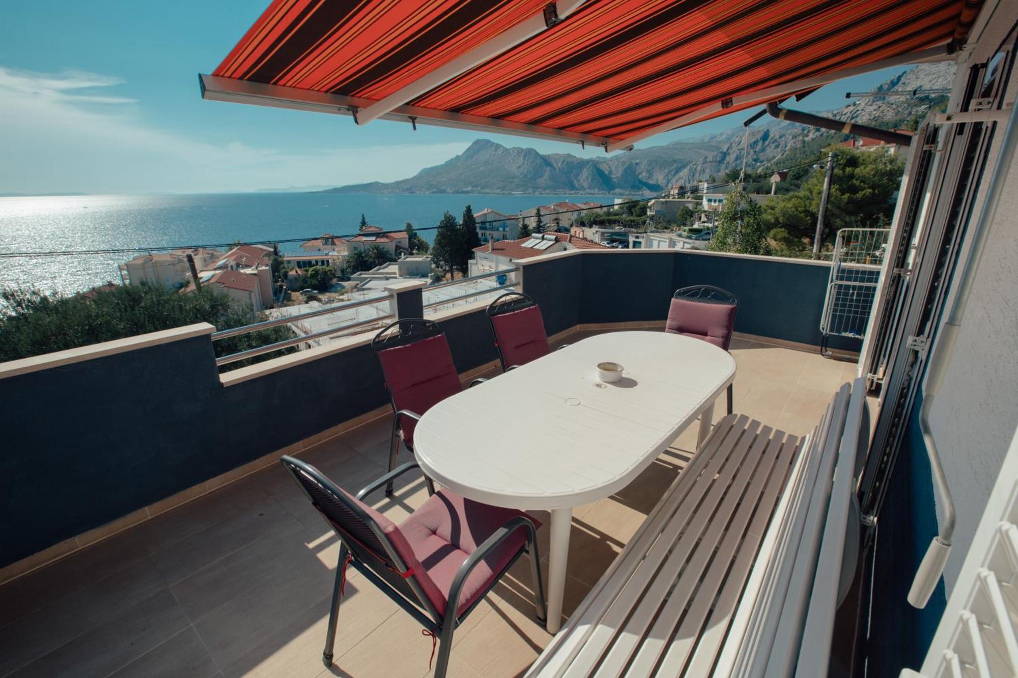Apartmani Miljak Omiš Buitenkant foto